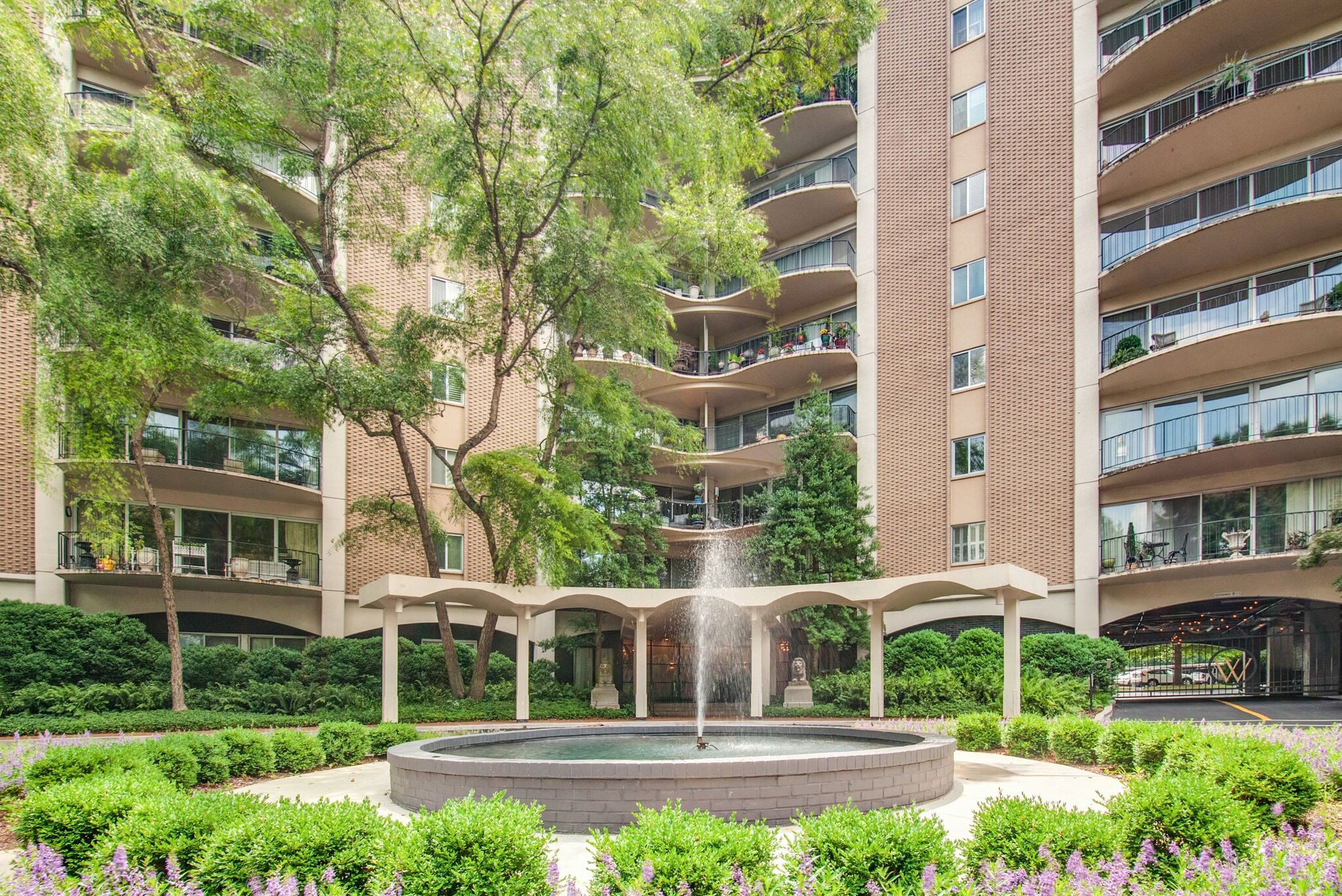4215 Harding Pike Nashville TN 37205