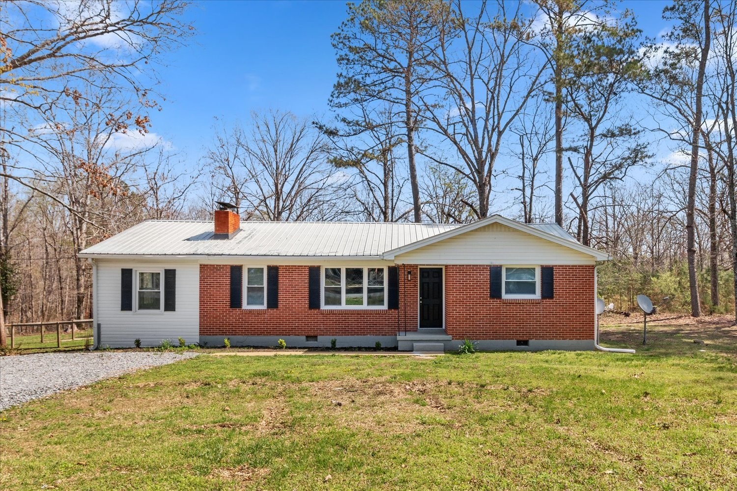 2540 Grays Bend Road Centerville TN 37033
