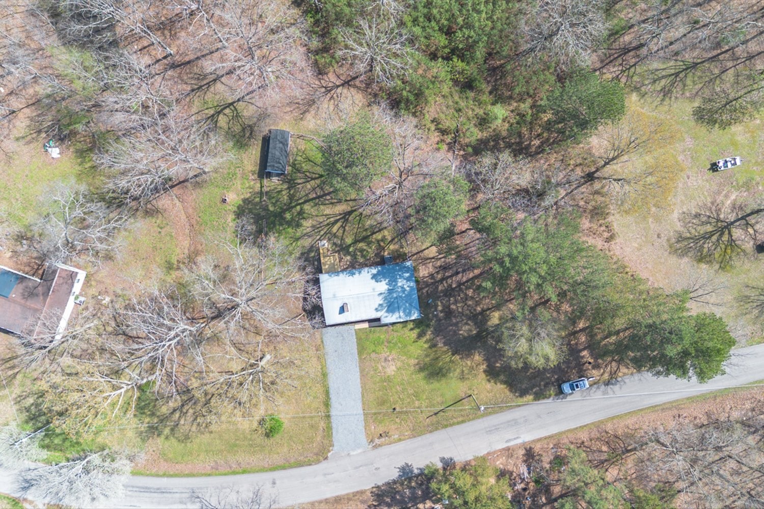 2540 Grays Bend Road Centerville TN 37033