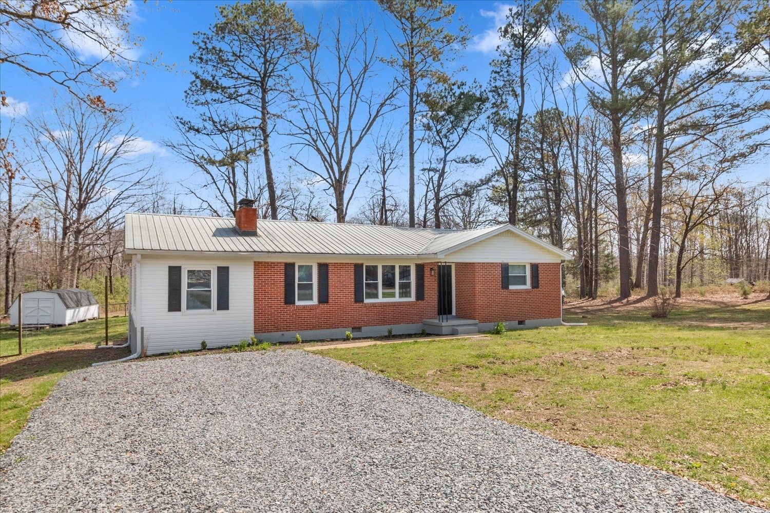 2540 Grays Bend Road Centerville TN 37033