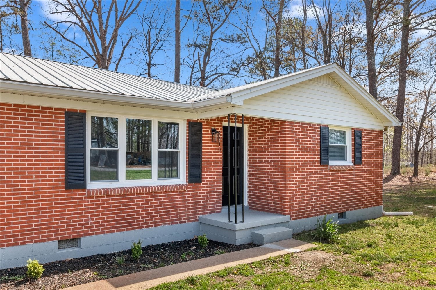 2540 Grays Bend Road Centerville TN 37033