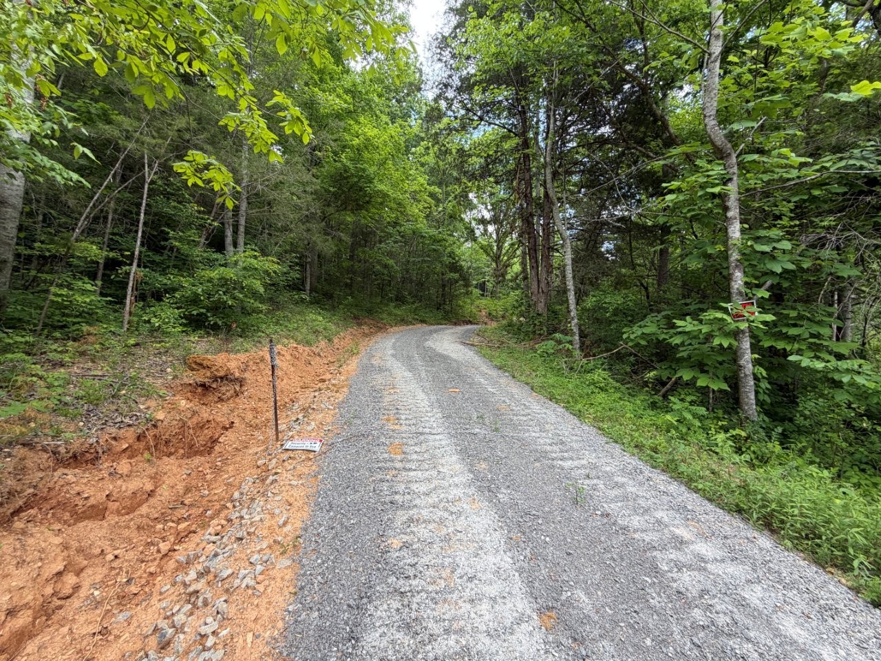 1979 Norton Branch Road Beechgrove TN 37018