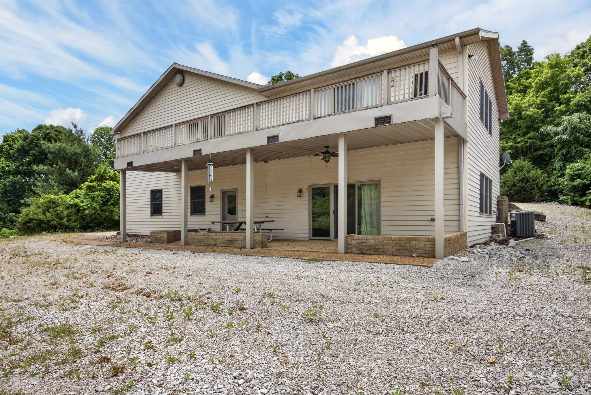 241 Hidden Cove Lane Allons TN 38541