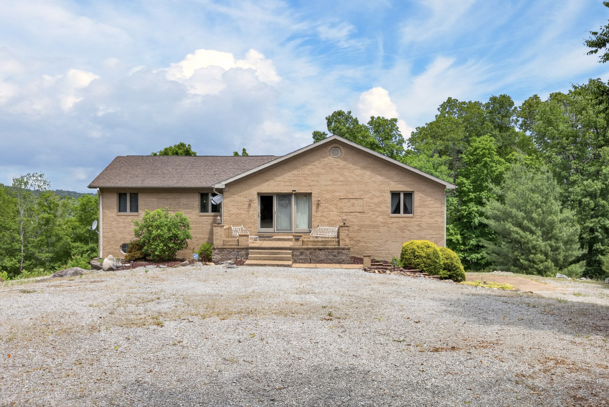 241 Hidden Cove Lane Allons TN 38541