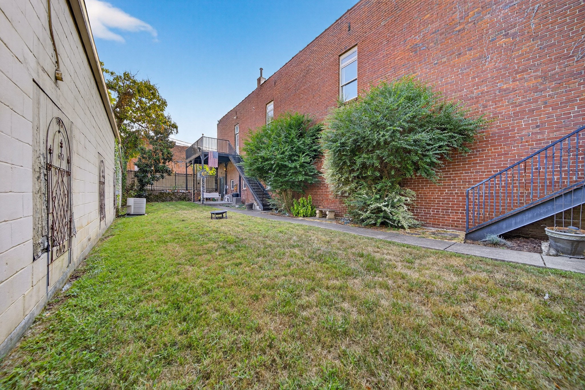109 7th Ave, E Springfield TN 37172