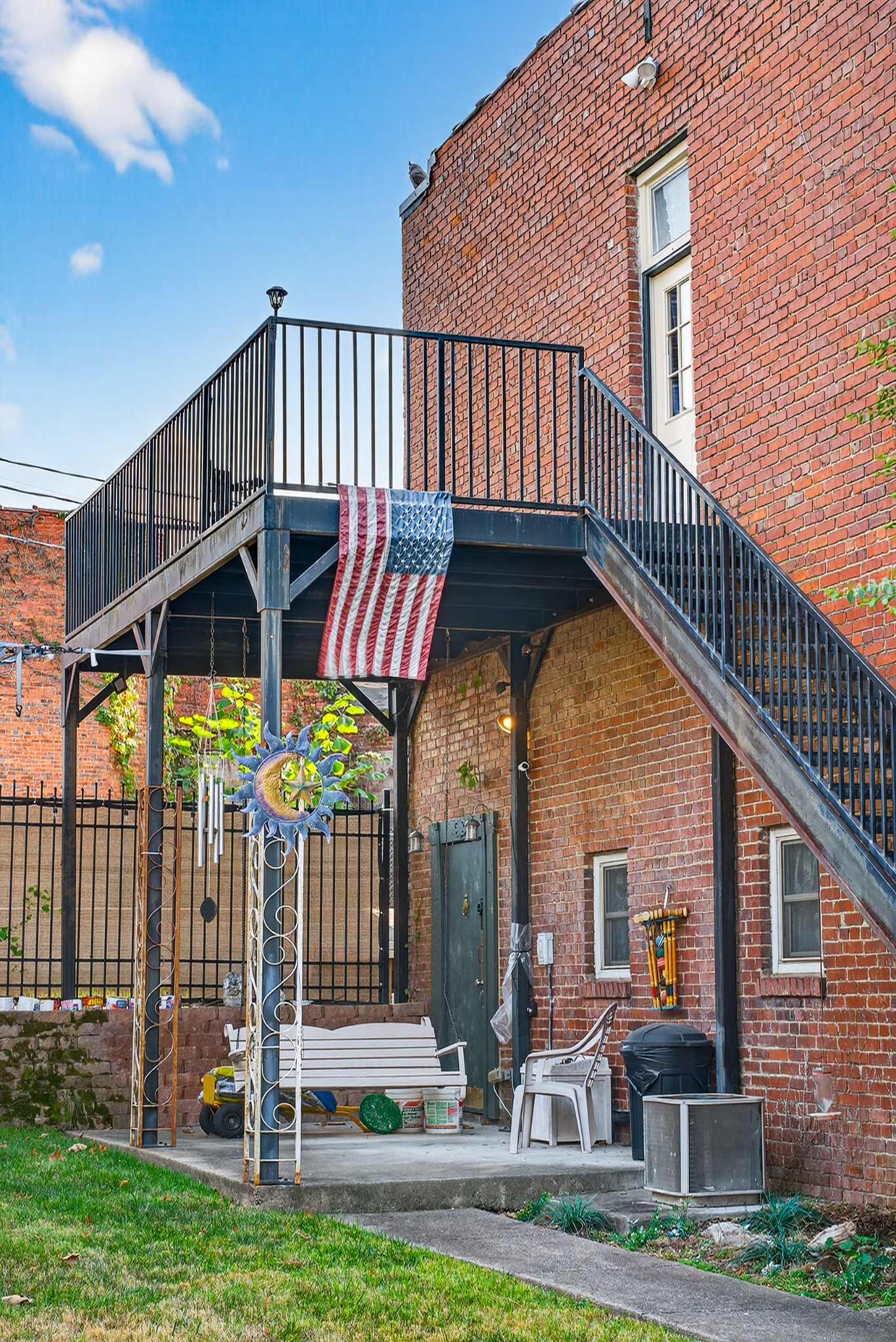 109 7th Ave, E Springfield TN 37172
