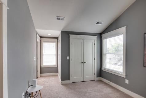 926 Thomas Avenue Nashville TN 37216