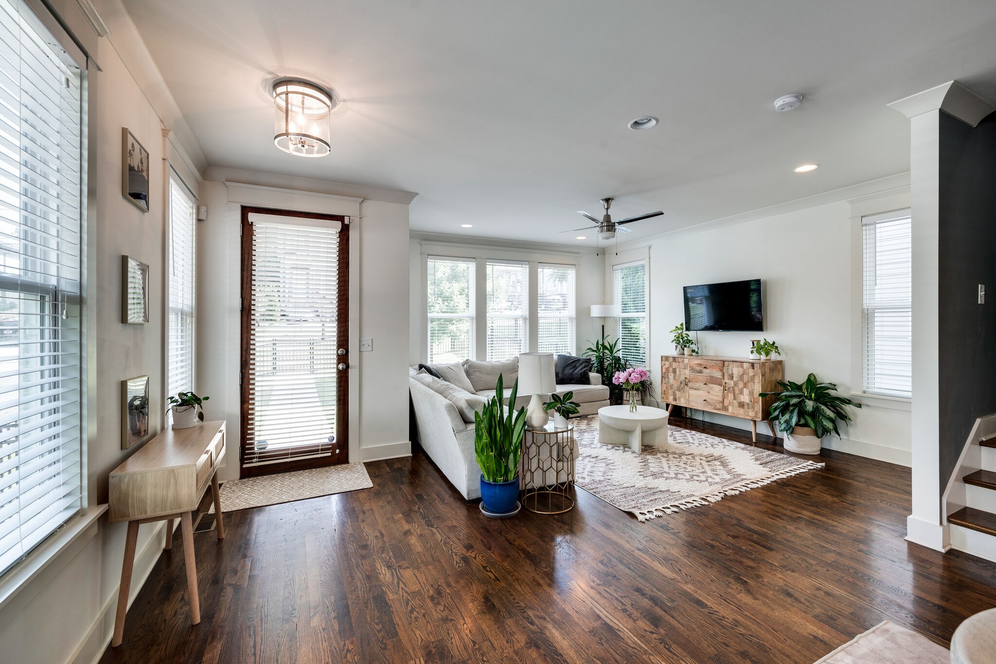 926 Thomas Avenue Nashville TN 37216