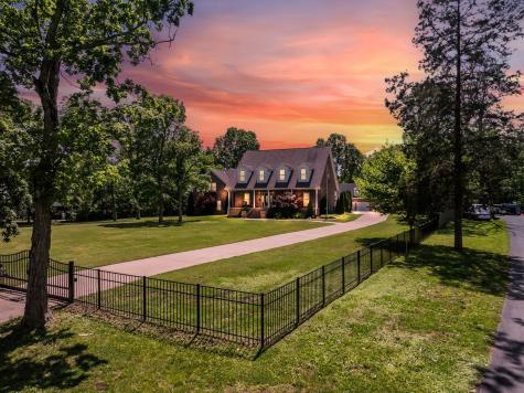 1590 Logue Road Mount Juliet TN 37122