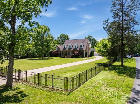 1590 Logue Road Mount Juliet TN 37122