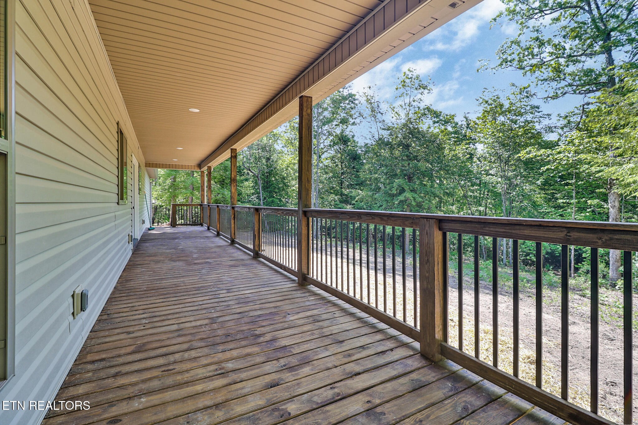 210 Creekview Court Jamestown TN 38556