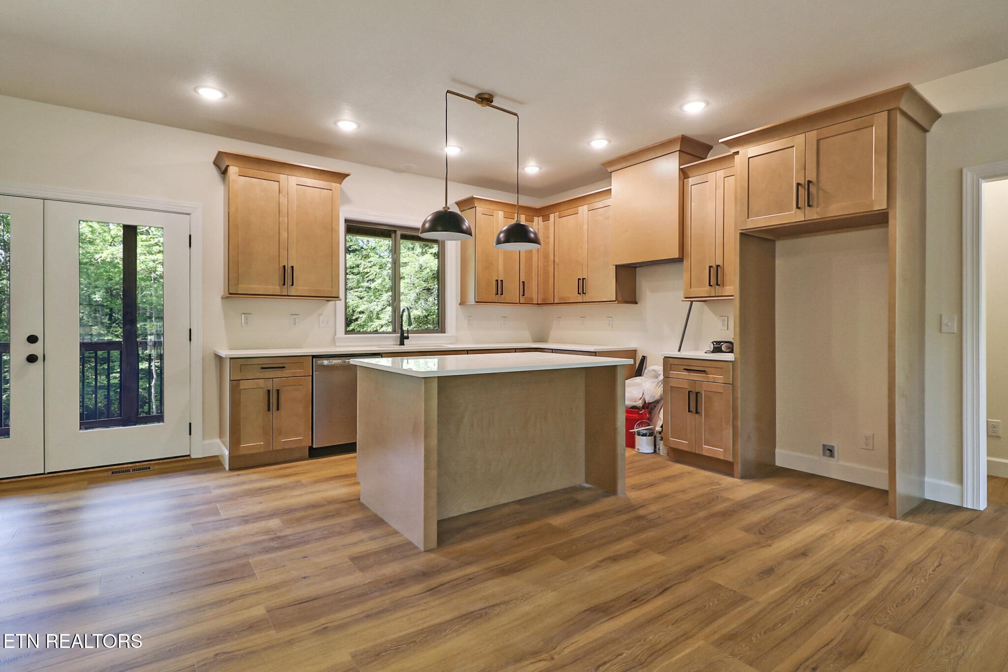210 Creekview Court Jamestown TN 38556
