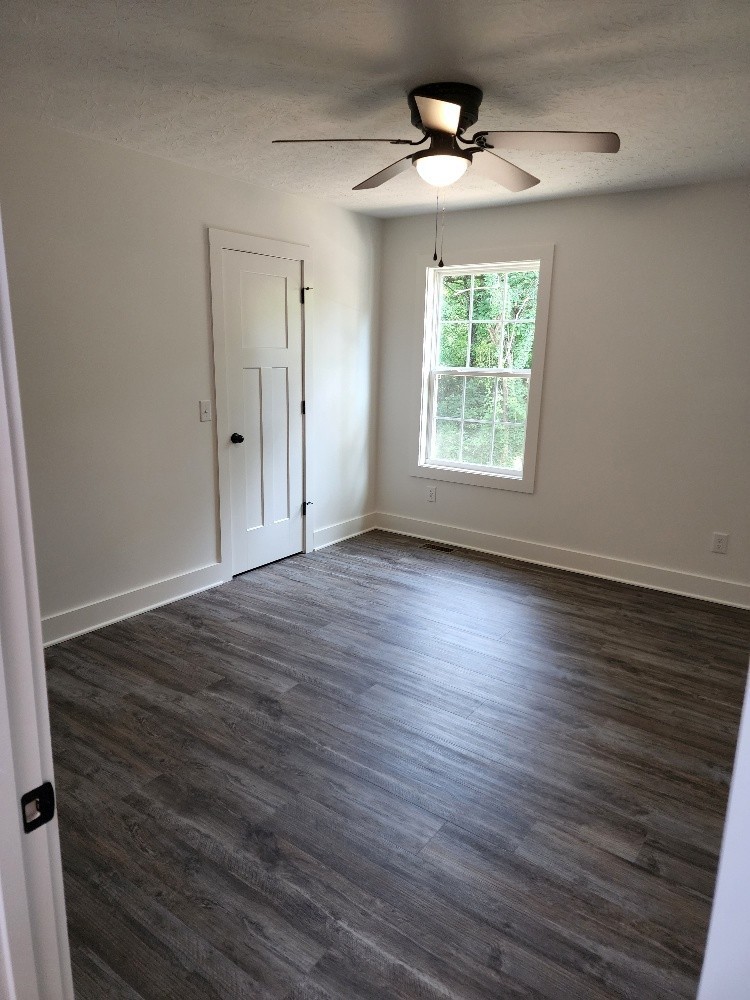 303 Rogers Street Hartsville TN 37074