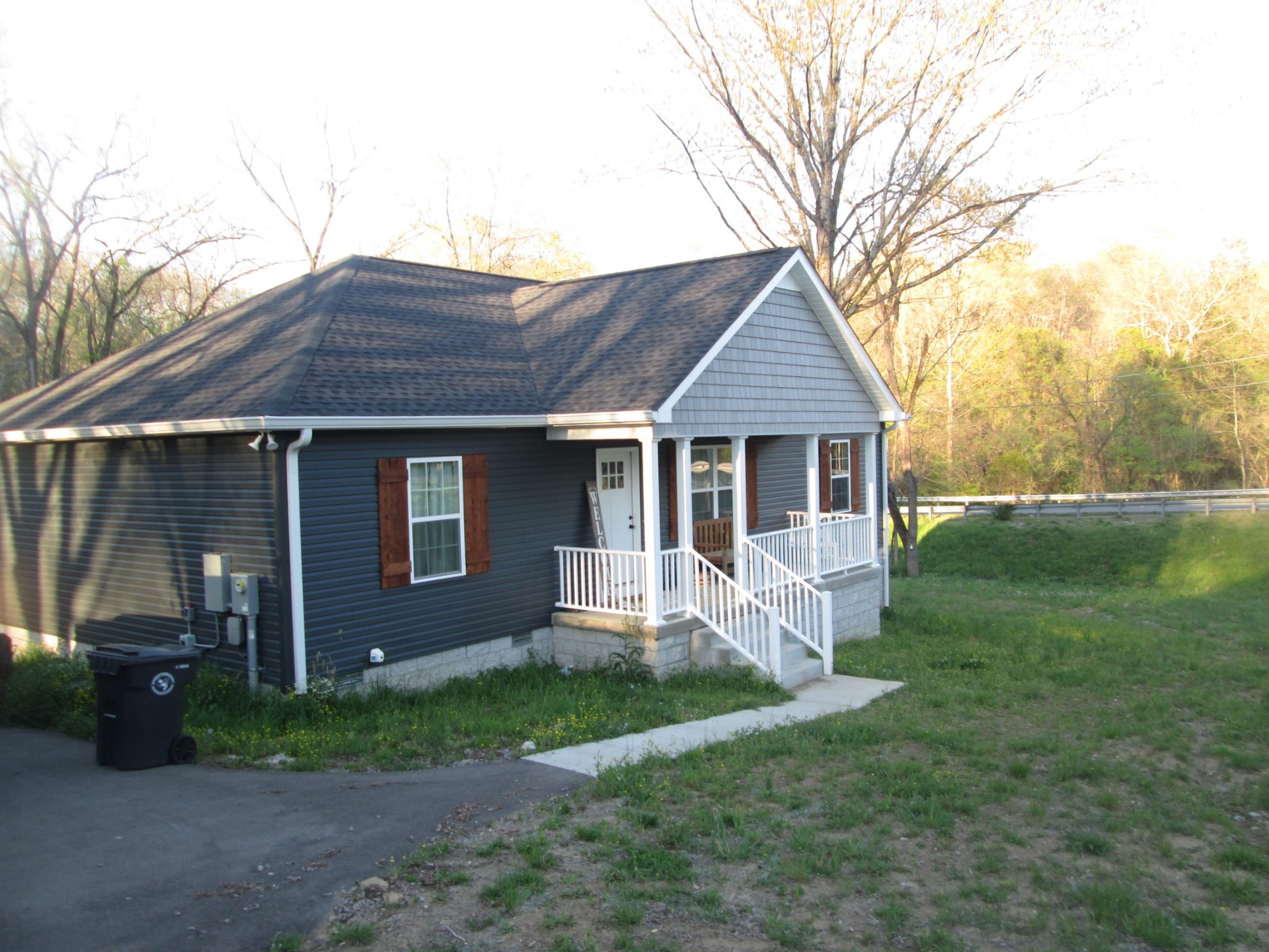 303 Rogers Street Hartsville TN 37074