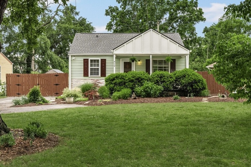 913 Kipling Drive Nashville TN 37217