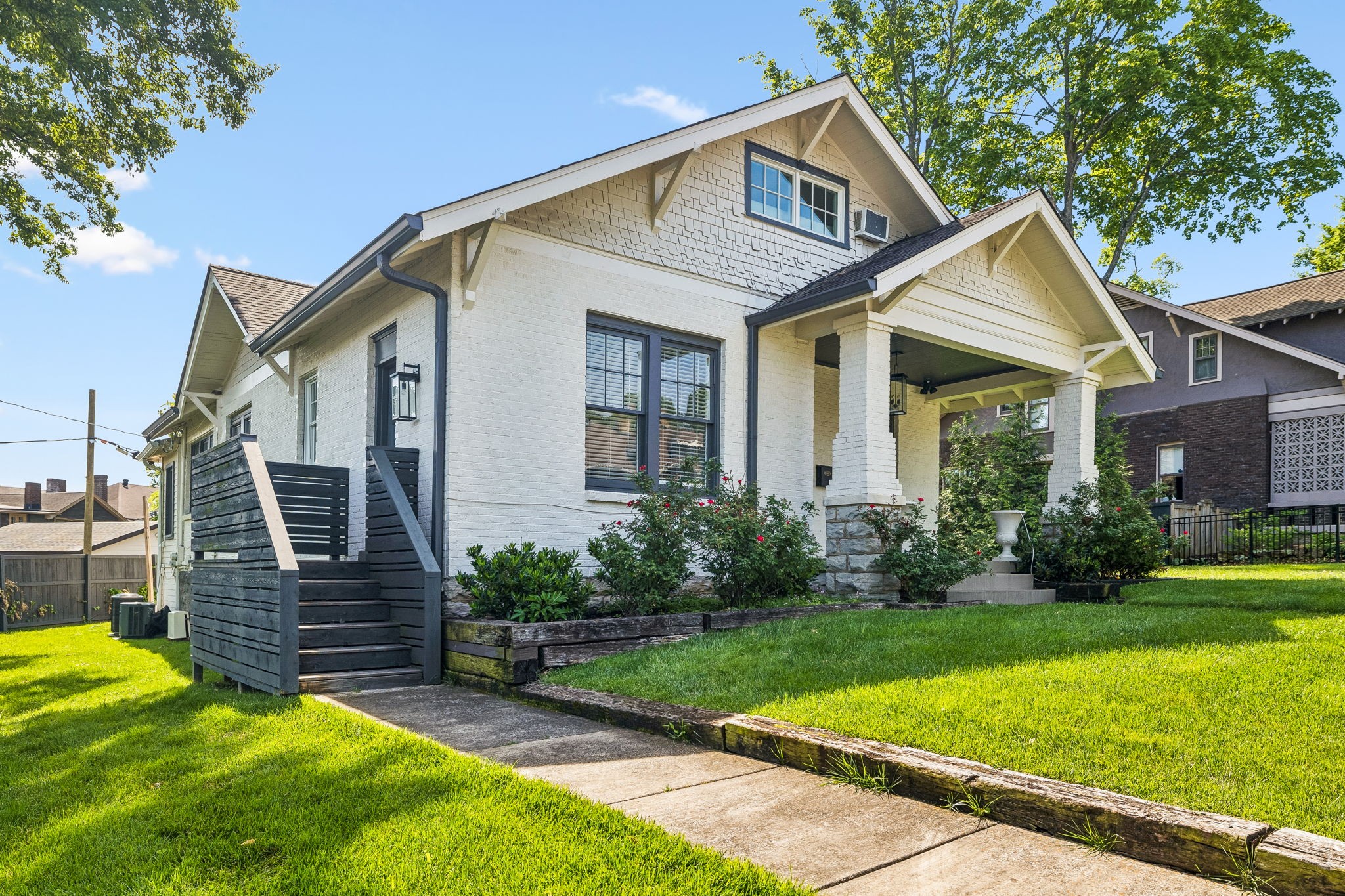 2200 Oakland Avenue Nashville TN 37212