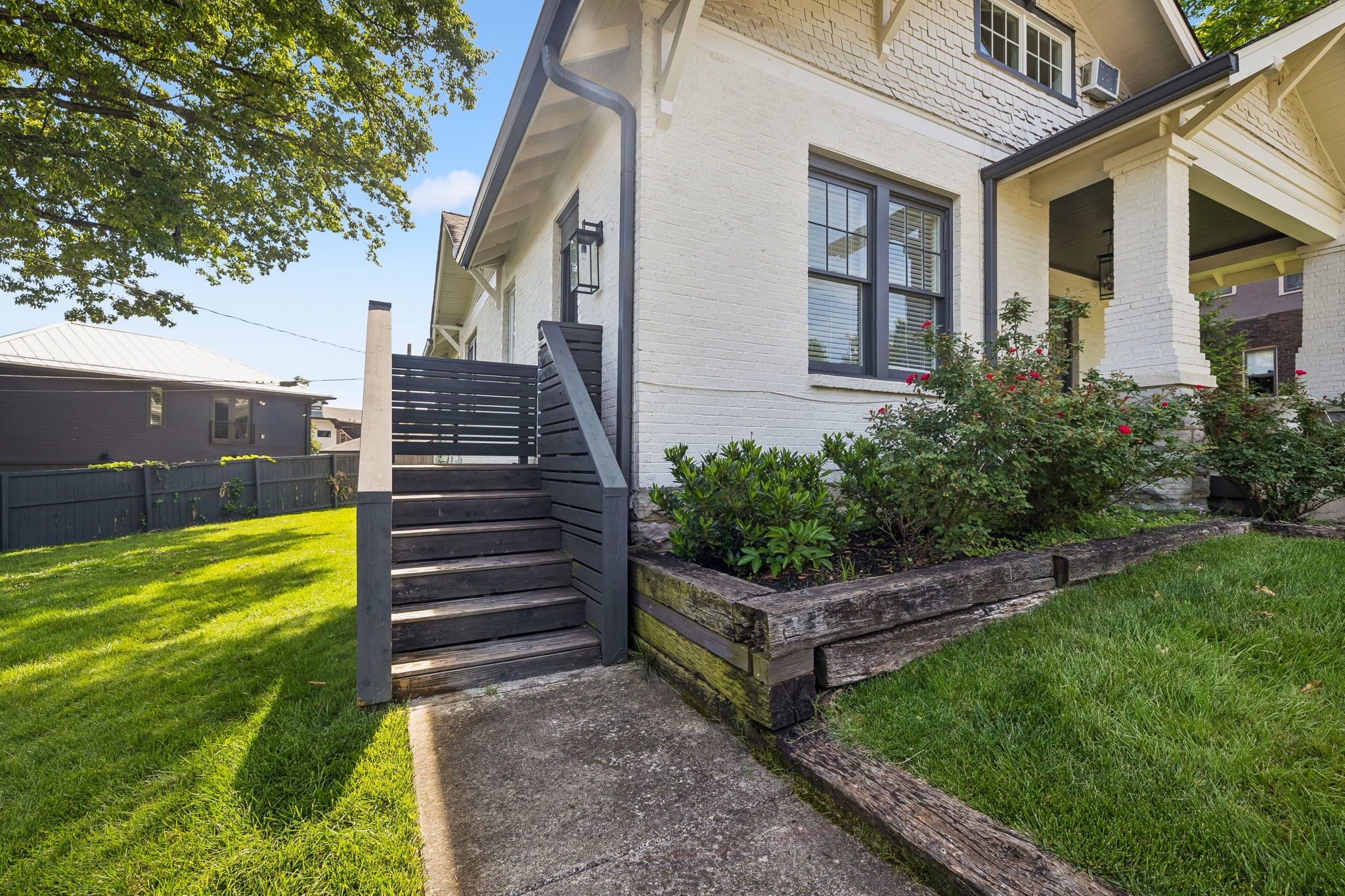 2200 Oakland Avenue Nashville TN 37212