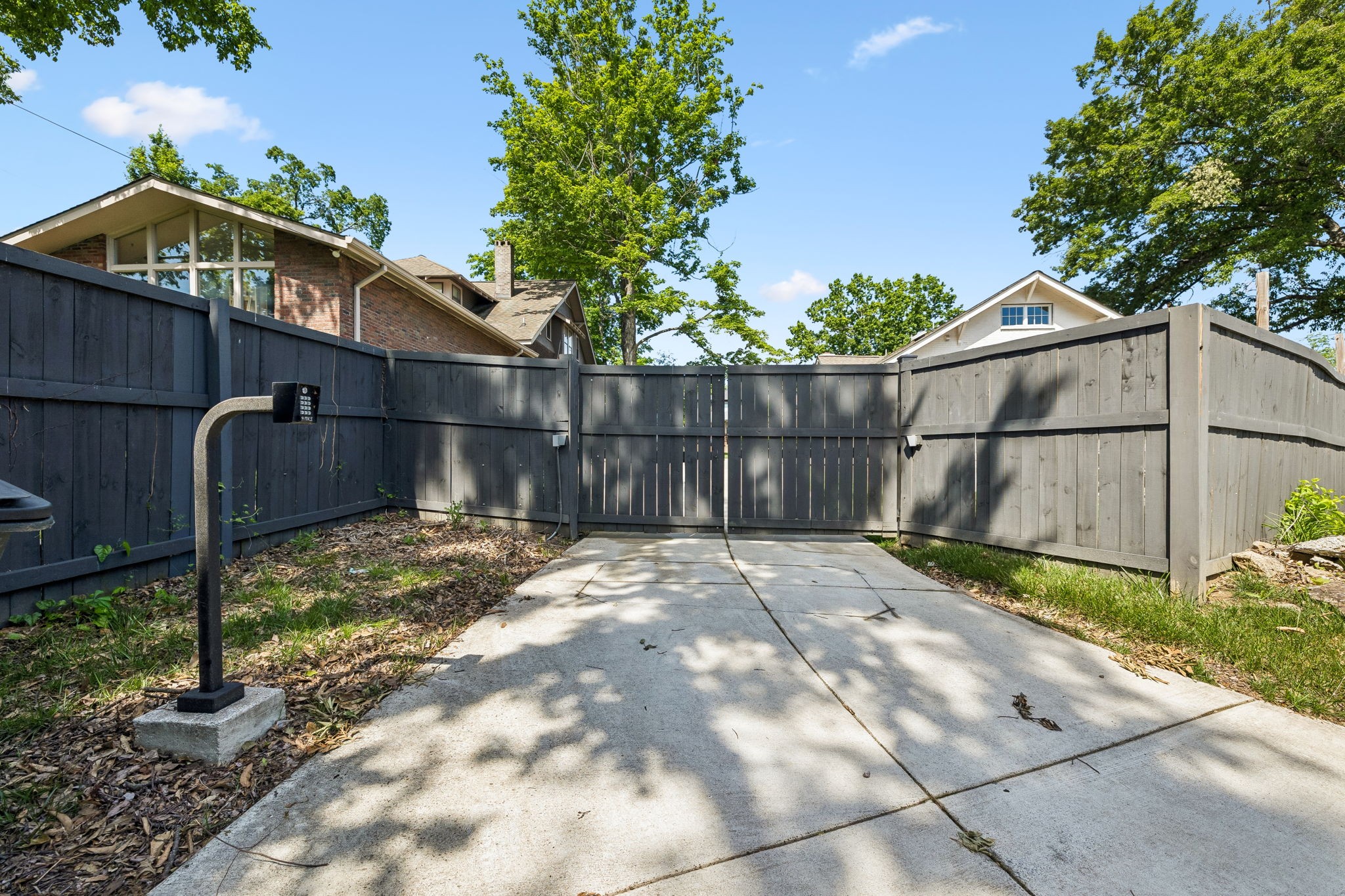 2200 Oakland Avenue Nashville TN 37212