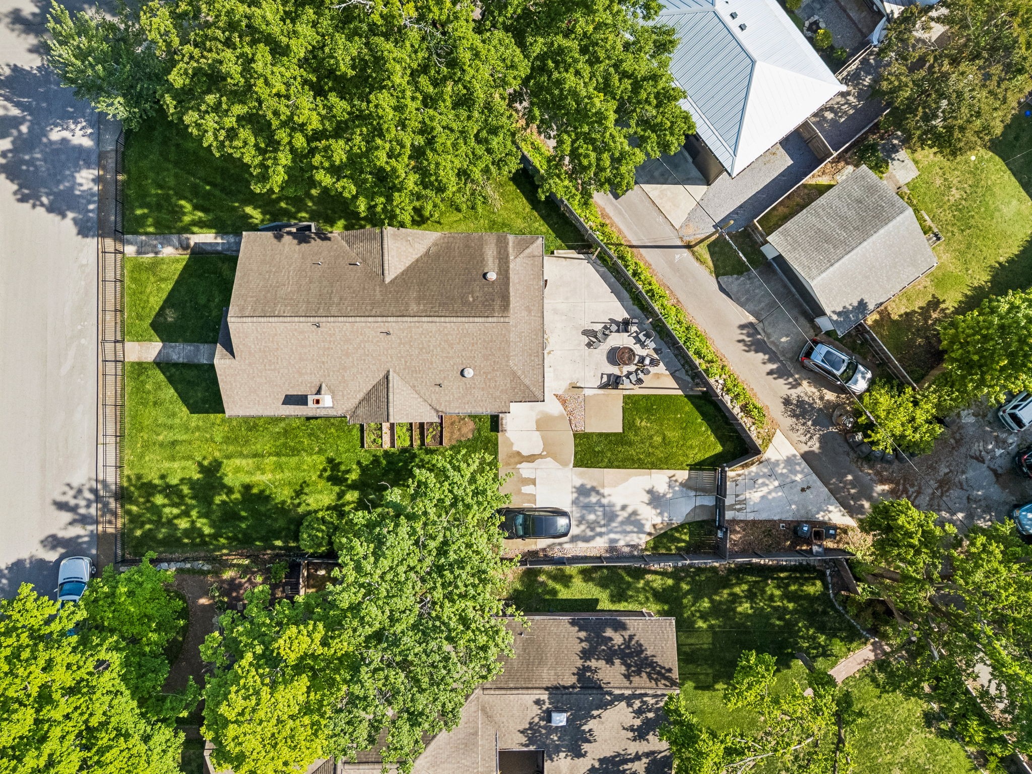 2200 Oakland Avenue Nashville TN 37212