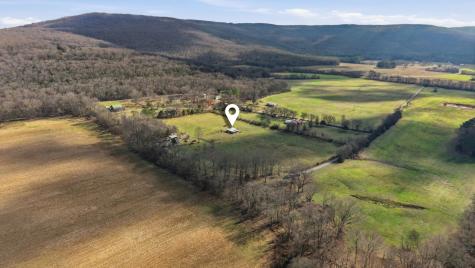 640 Dotson Cemetery Road Decherd TN 37324