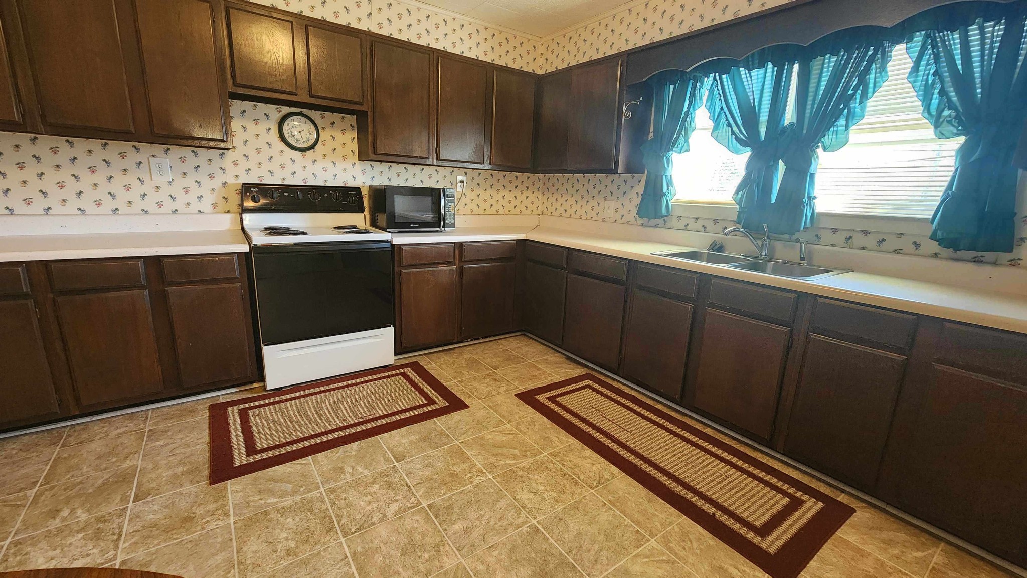 214 Dont Care Lane Celina TN 38551