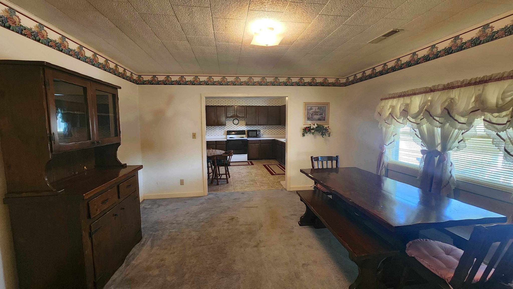 214 Dont Care Lane Celina TN 38551