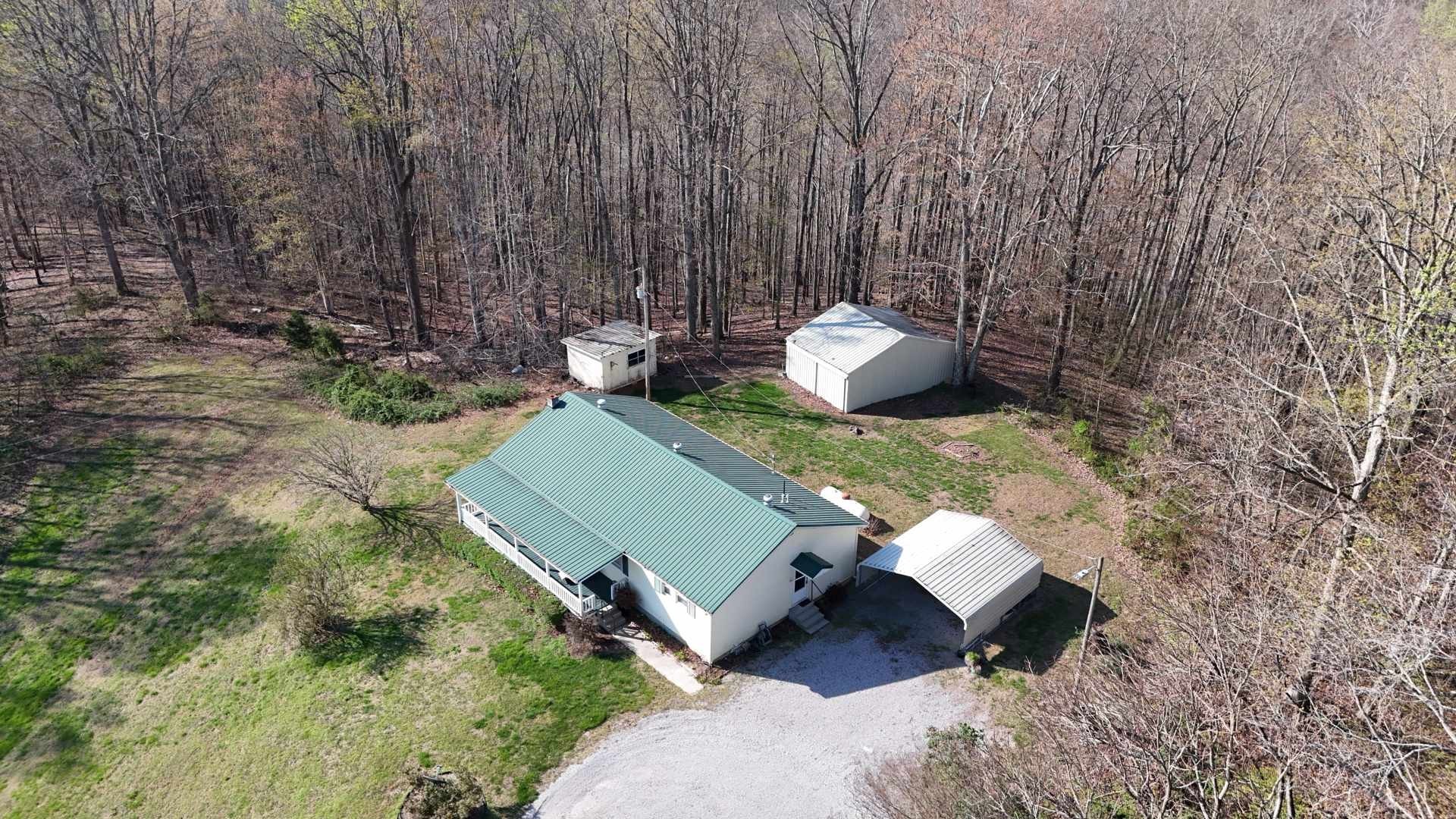 214 Dont Care Lane Celina TN 38551