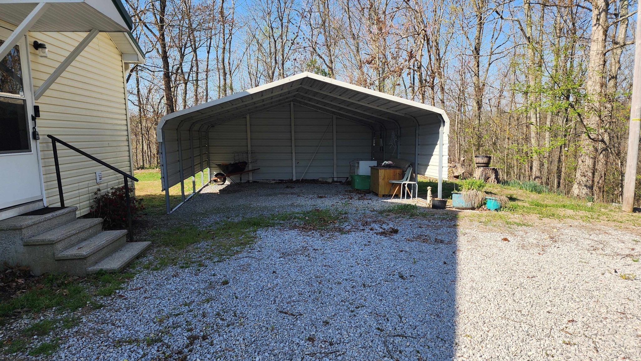 214 Dont Care Lane Celina TN 38551