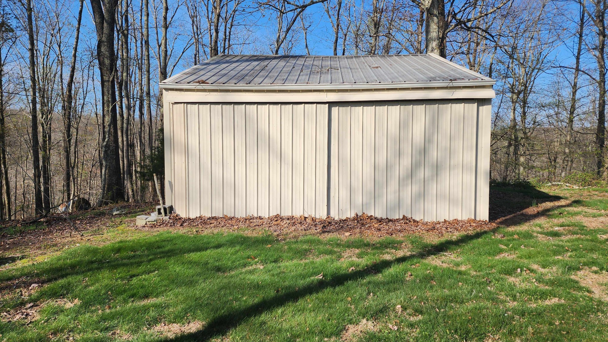 214 Dont Care Lane Celina TN 38551