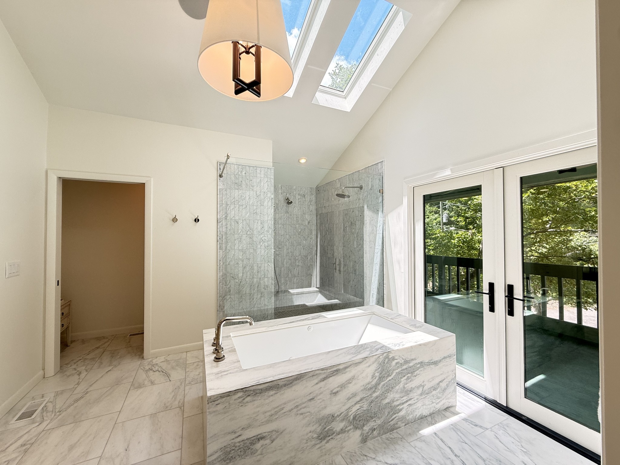 6617 Chatsworth Place Nashville TN 37205
