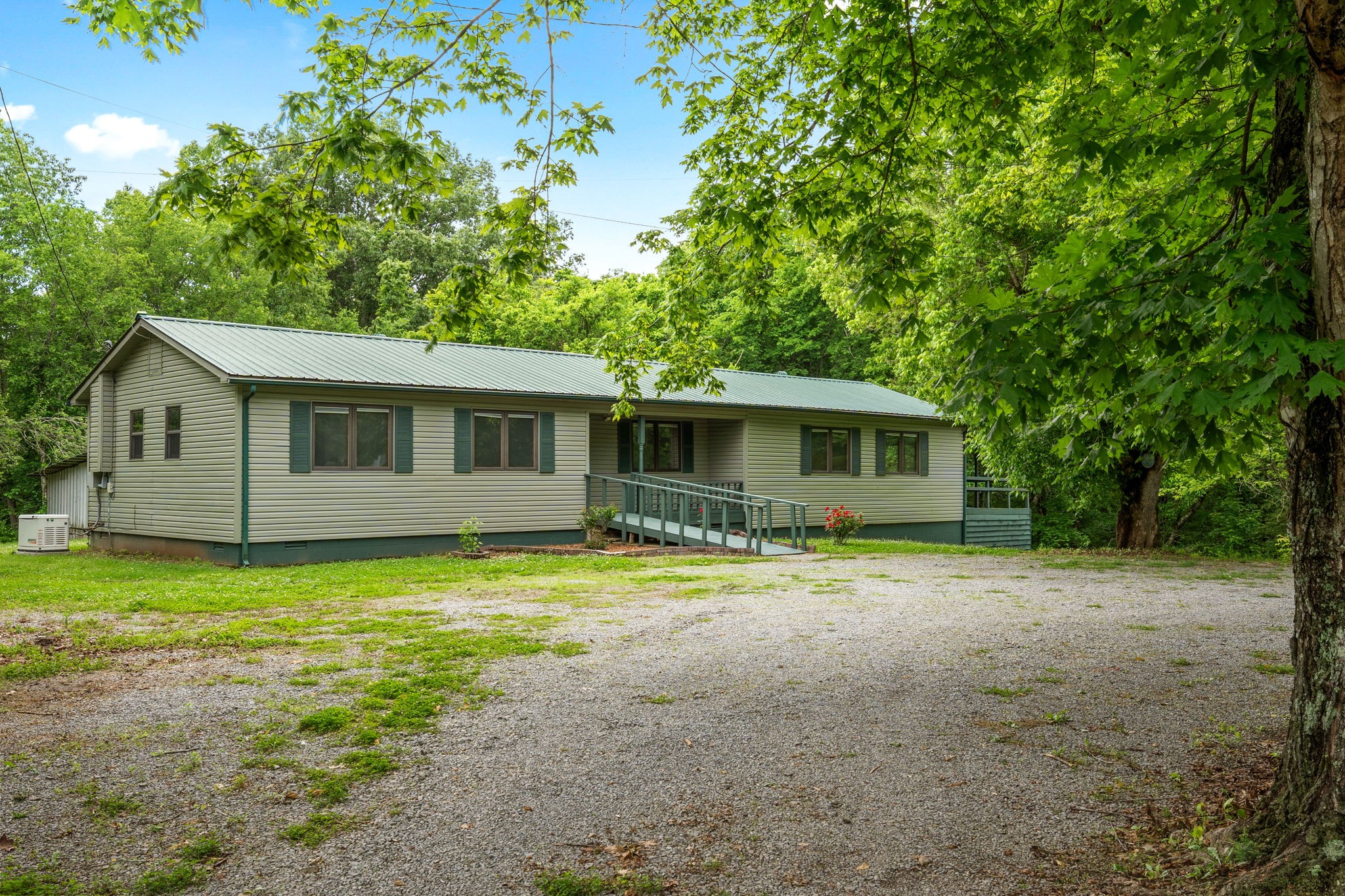 816 Bellwood Hollow Road Indian Mound TN 37079