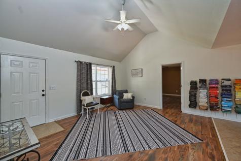 4373 Airport Road Springfield TN 37172