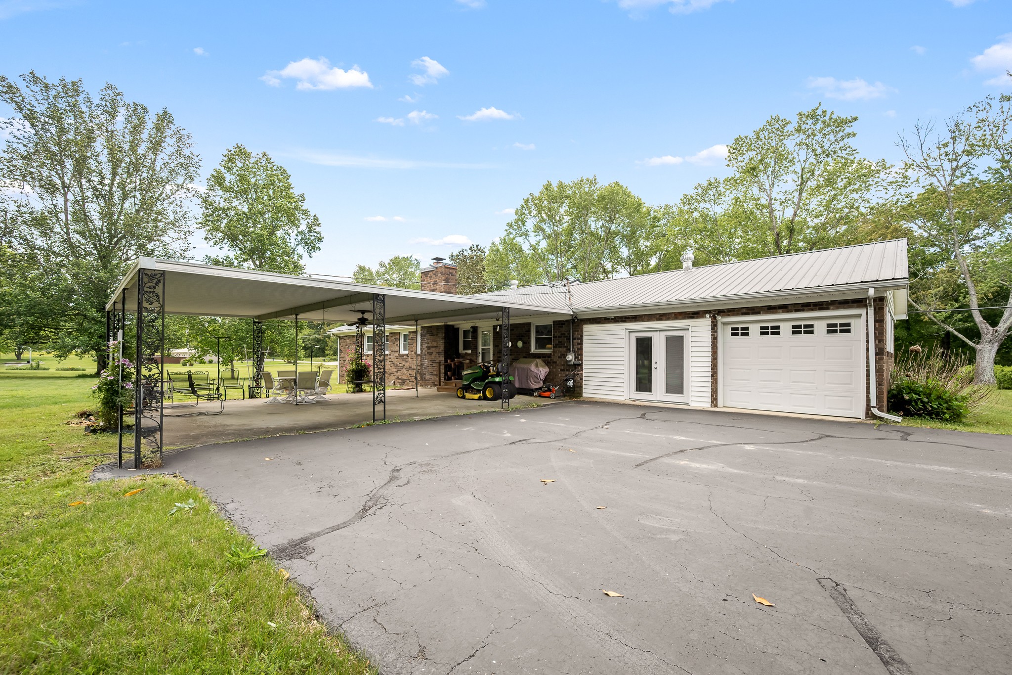369 Brandontown Road Manchester TN 37355