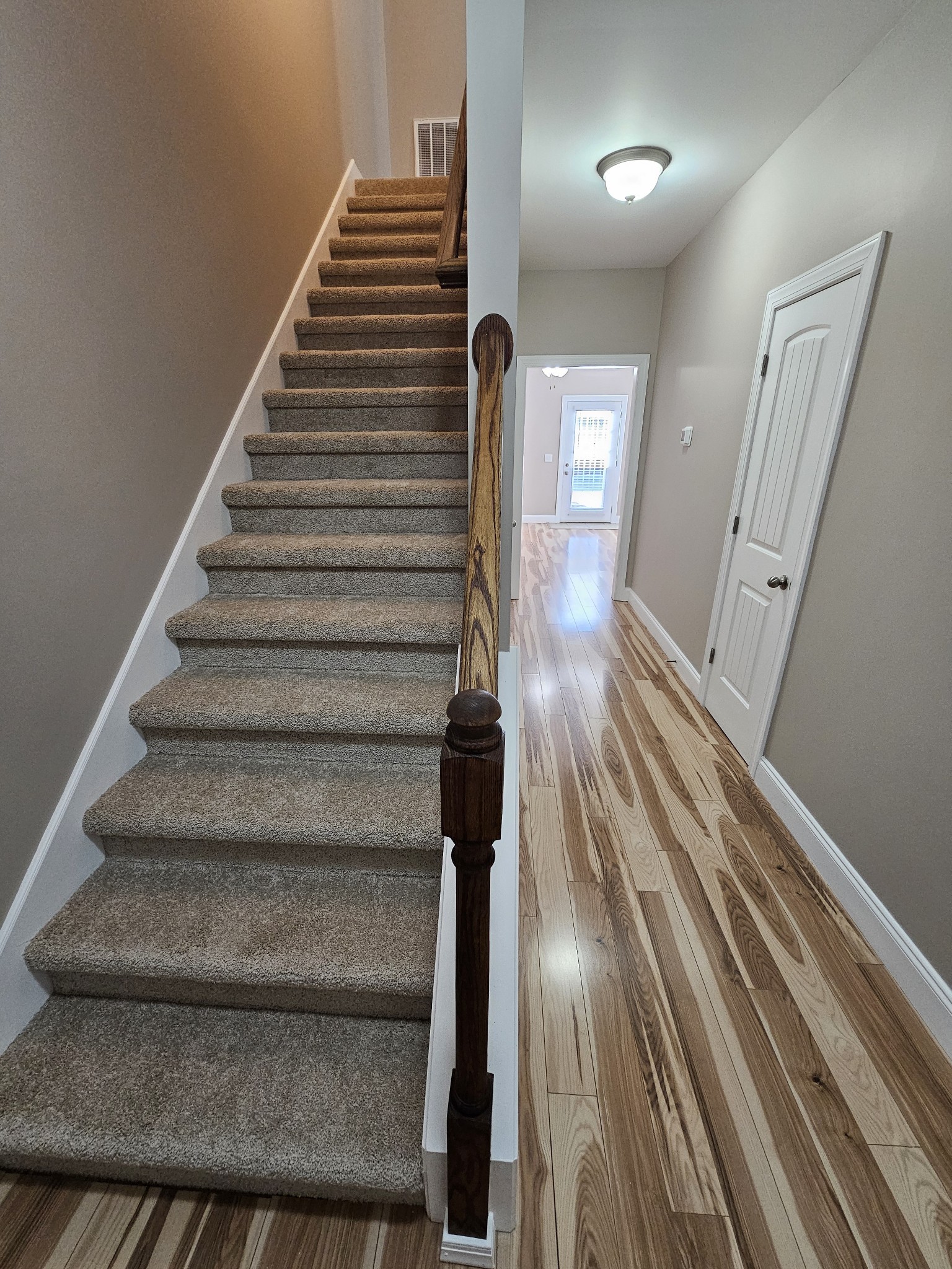 322 Rowlette Circle Murfreesboro TN 37127