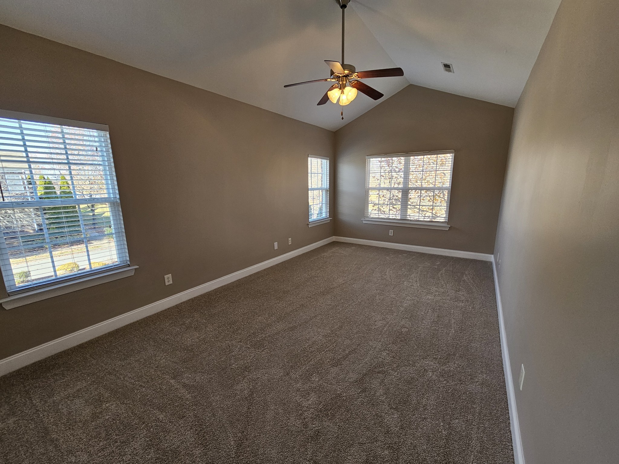 322 Rowlette Circle Murfreesboro TN 37127