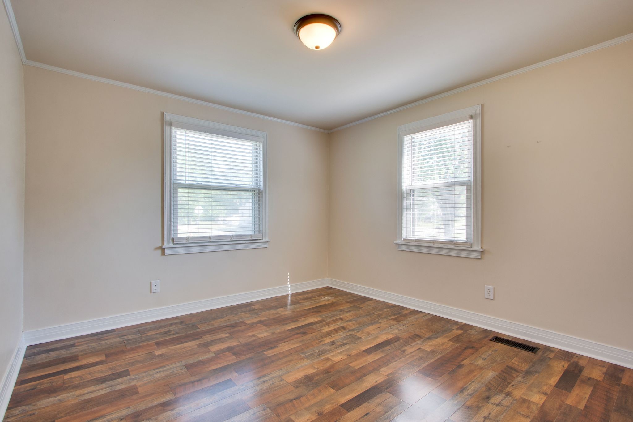 1808 Parkway Avenue Columbia TN 38401