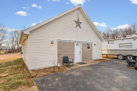 126 Flowers Road Crofton KY 42217