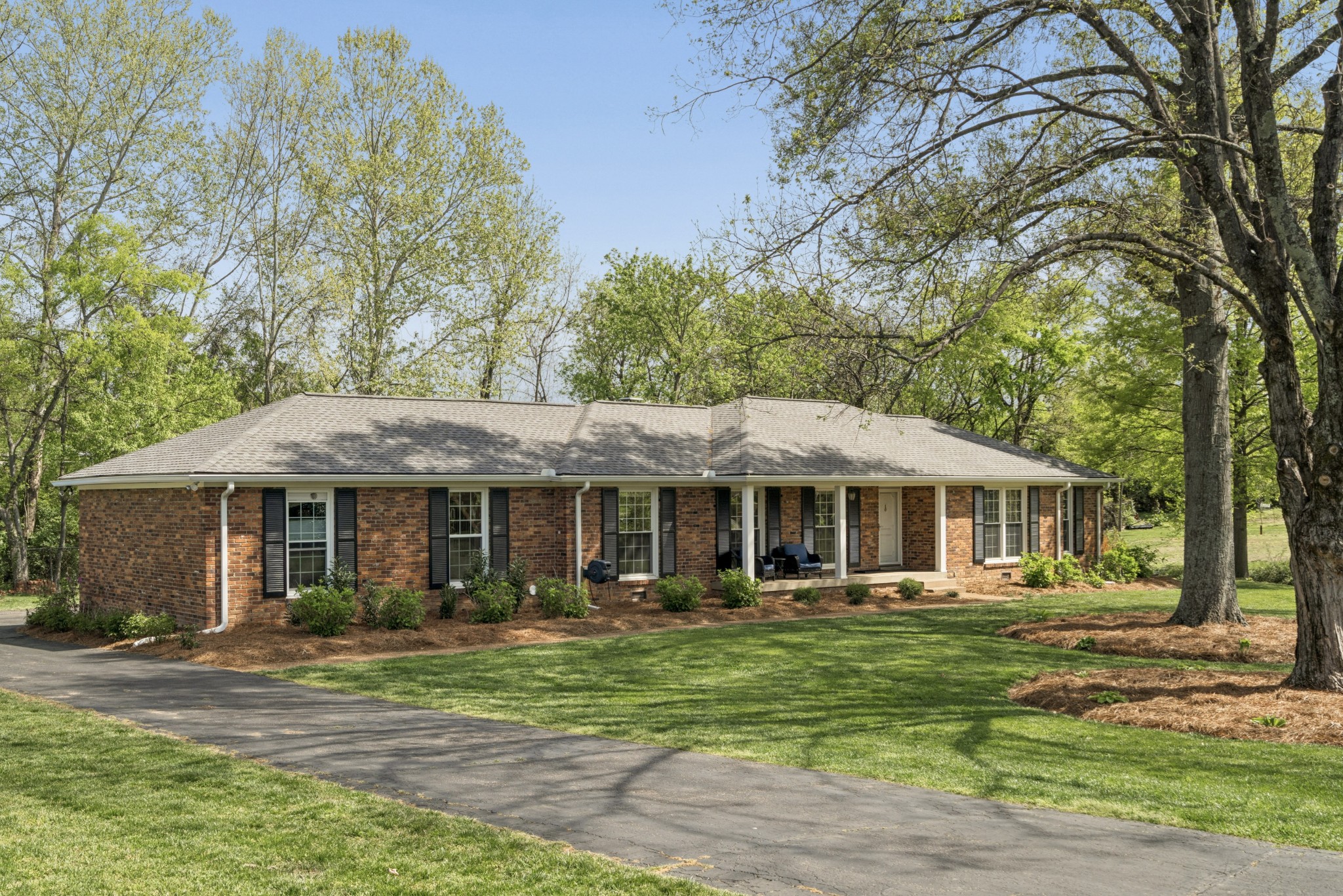 5048 Ragland Drive Nashville TN 37220