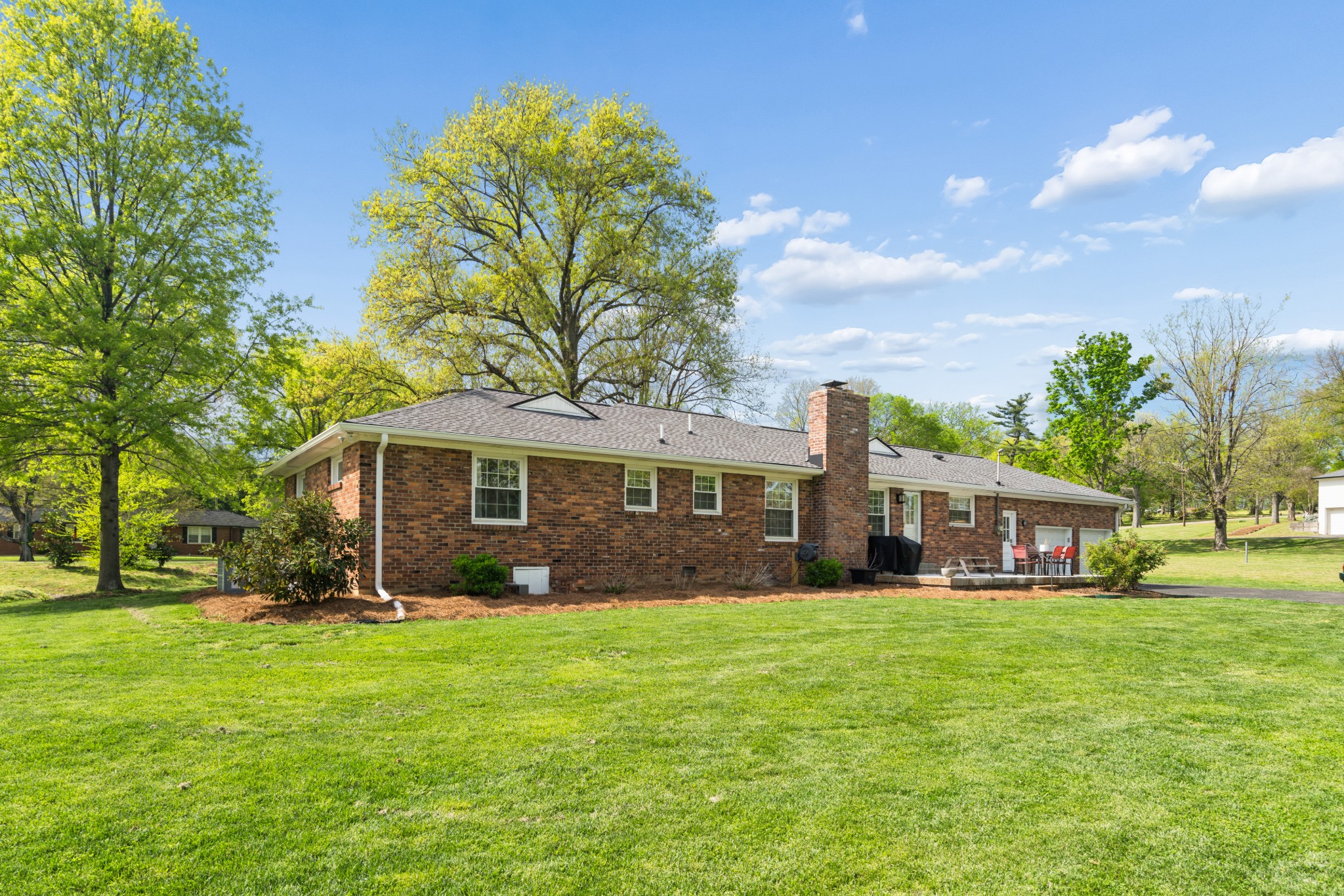 5048 Ragland Drive Nashville TN 37220