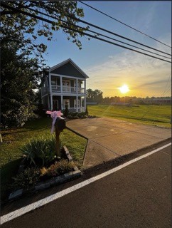 144 N Vine Street Ashland City TN 37015
