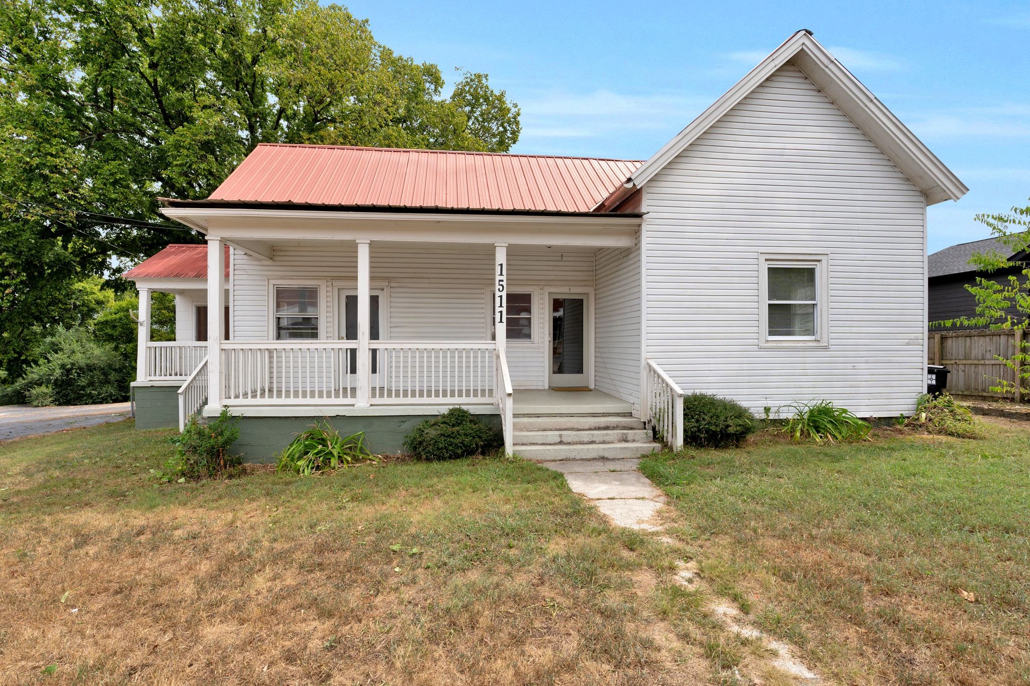 1511 Highland Avenue Columbia TN 38401