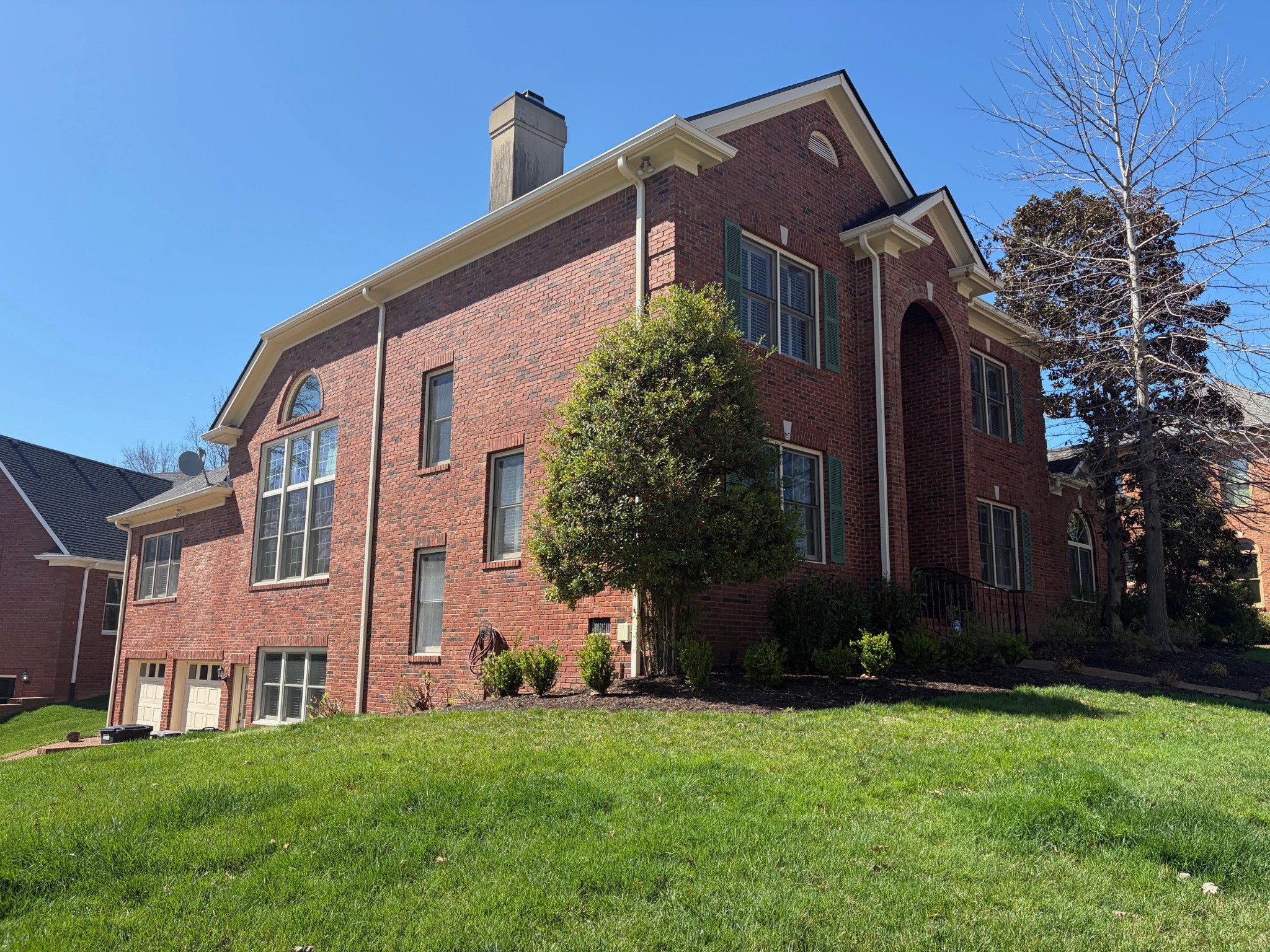 106 Hidden Point Hendersonville TN 37075