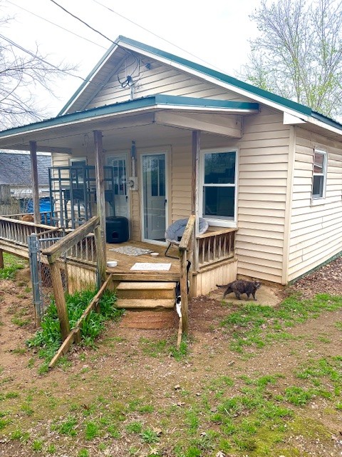 910 College St, W Fayetteville TN 37334