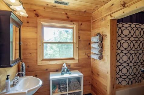 298 Eagle Lake Road Coalmont TN 37313