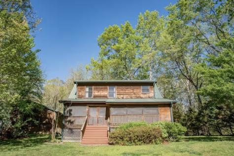 298 Eagle Lake Road Coalmont TN 37313