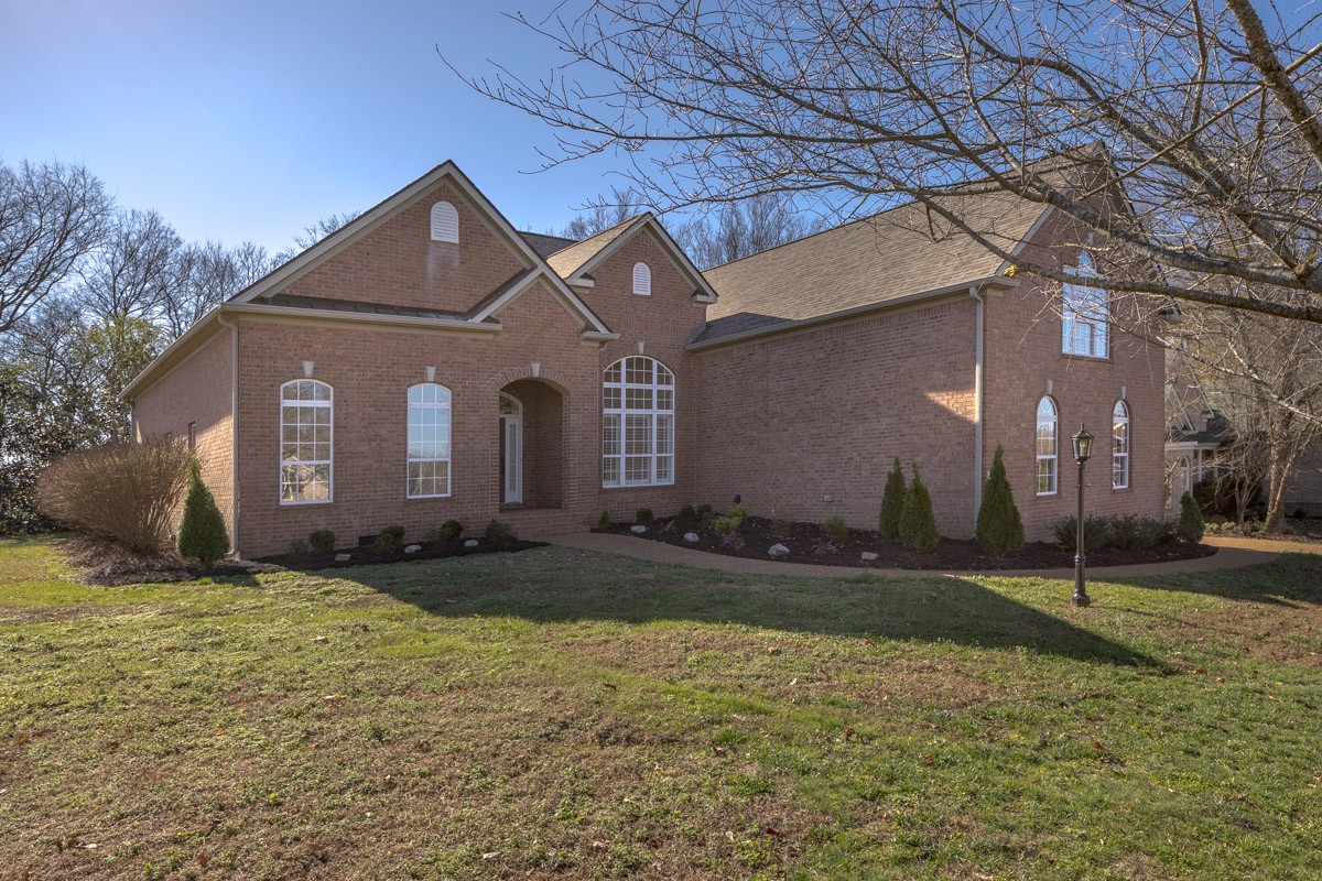 201 Woodcrest Court Franklin TN 37067