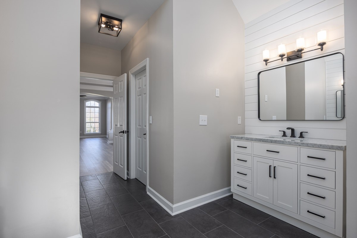 201 Woodcrest Court Franklin TN 37067