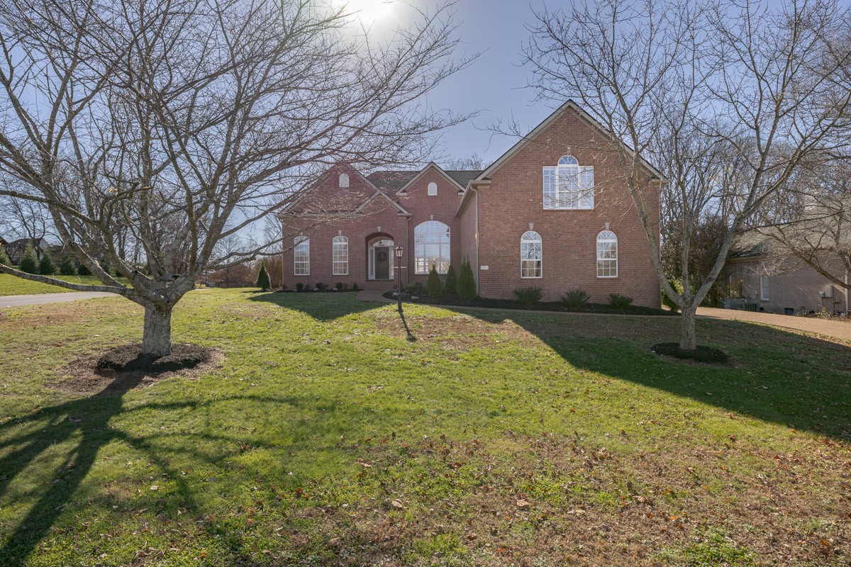 201 Woodcrest Court Franklin TN 37067