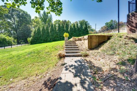 811 School Street Columbia TN 38401