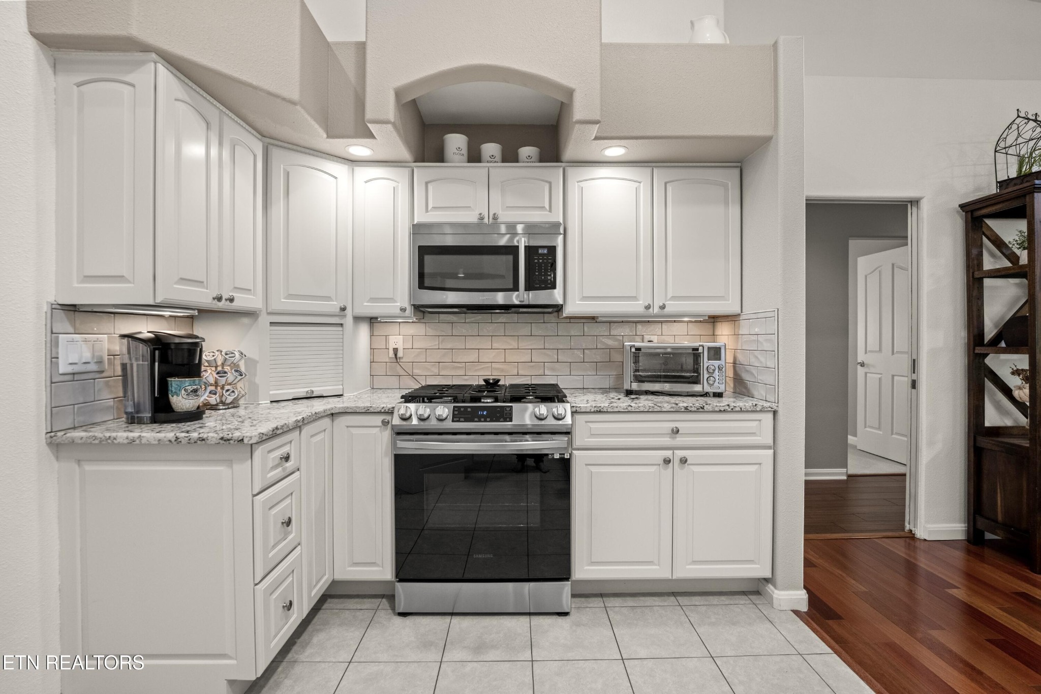 26 Bent Oak Lane Crossville TN 38558